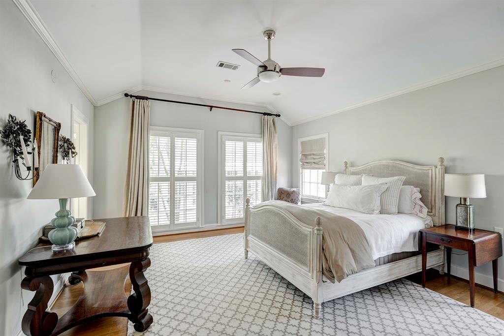 316 W 33rd Street