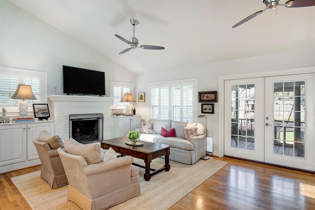 316 W 33rd Street