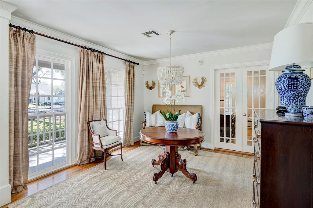 316 W 33rd Street