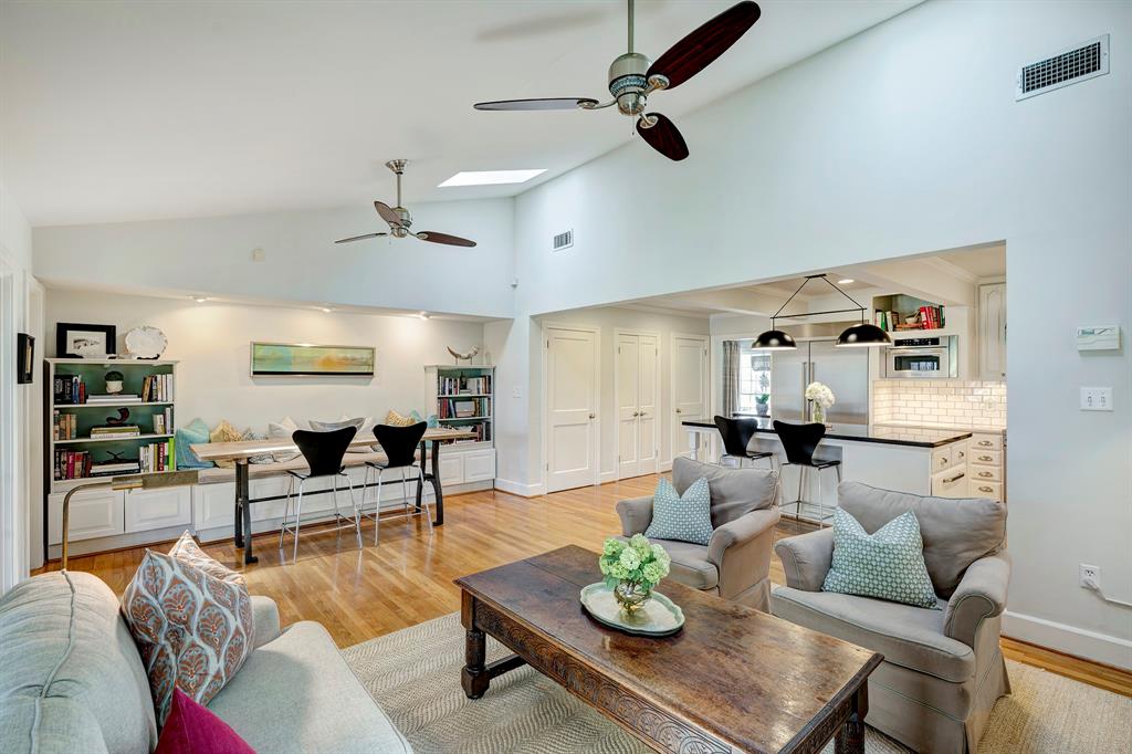 316 W 33rd Street