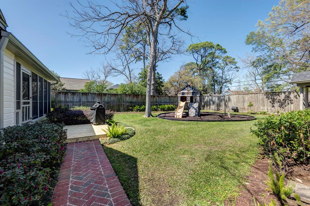 316 W 33rd Street