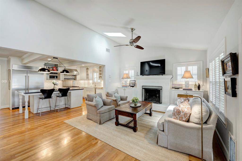 316 W 33rd Street