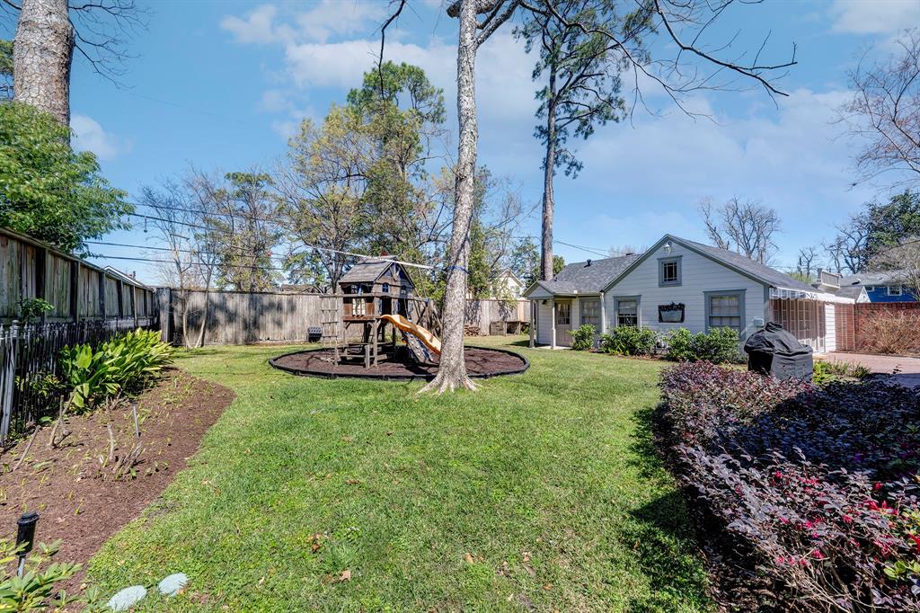 316 W 33rd Street