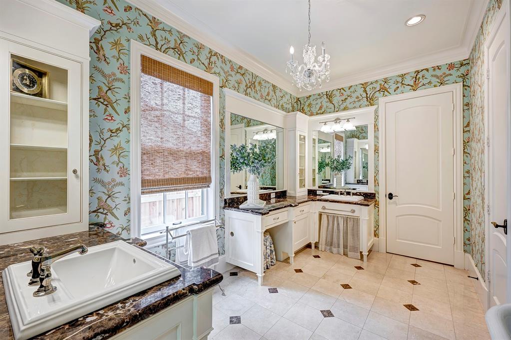 6163 Chevy Chase Drive