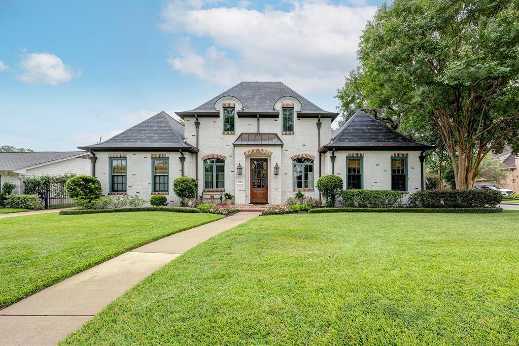 6163 Chevy Chase Drive