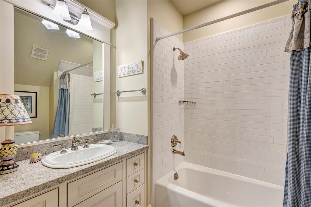 6163 Chevy Chase Drive