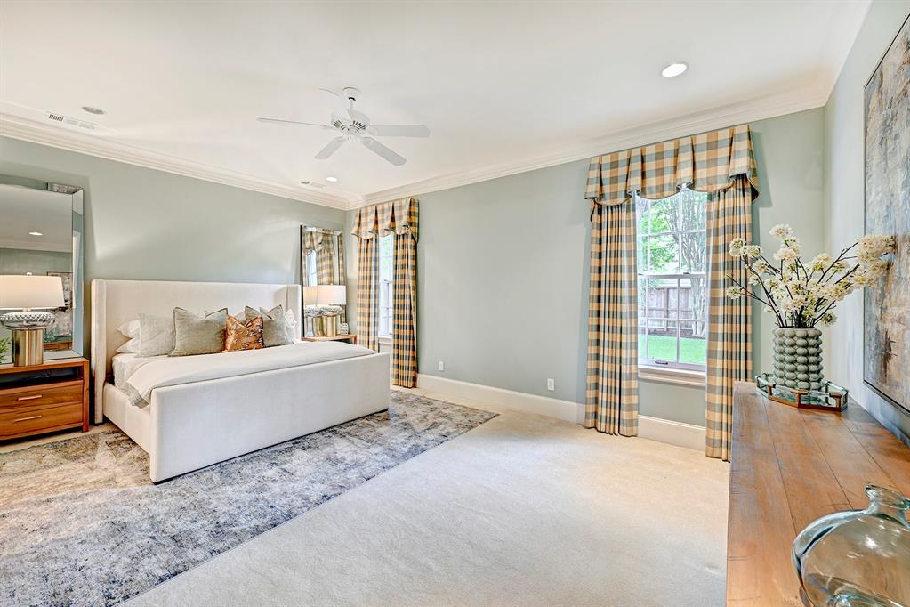 6163 Chevy Chase Drive