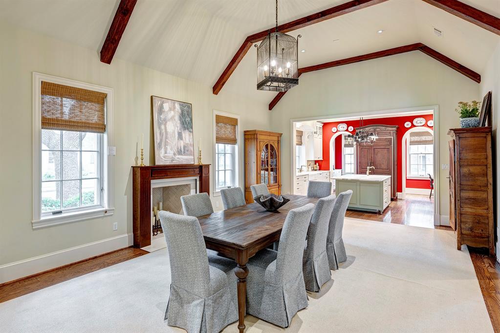 6163 Chevy Chase Drive