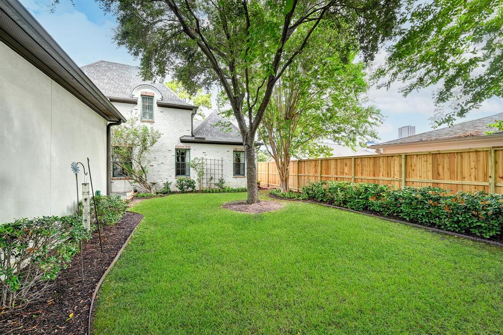 6163 Chevy Chase Drive