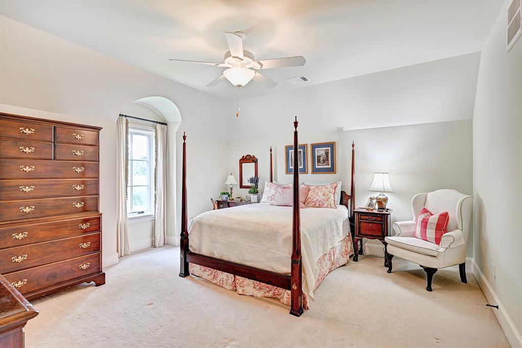 6163 Chevy Chase Drive