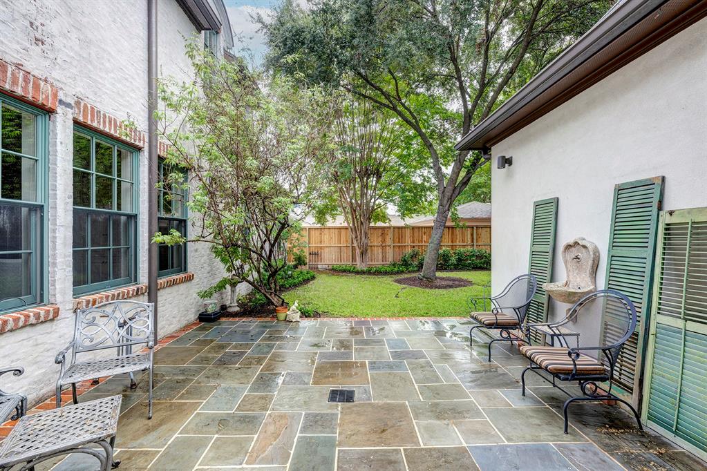 6163 Chevy Chase Drive