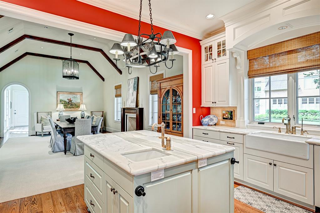 6163 Chevy Chase Drive