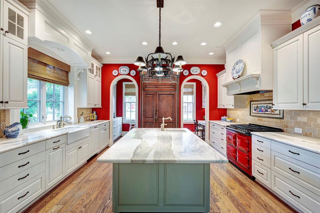 6163 Chevy Chase Drive