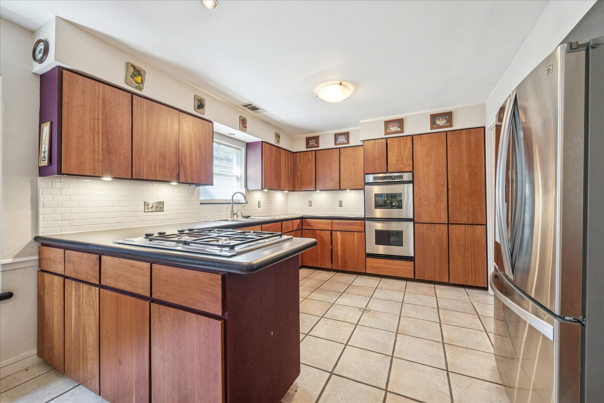 10002 Cedar Creek Drive
