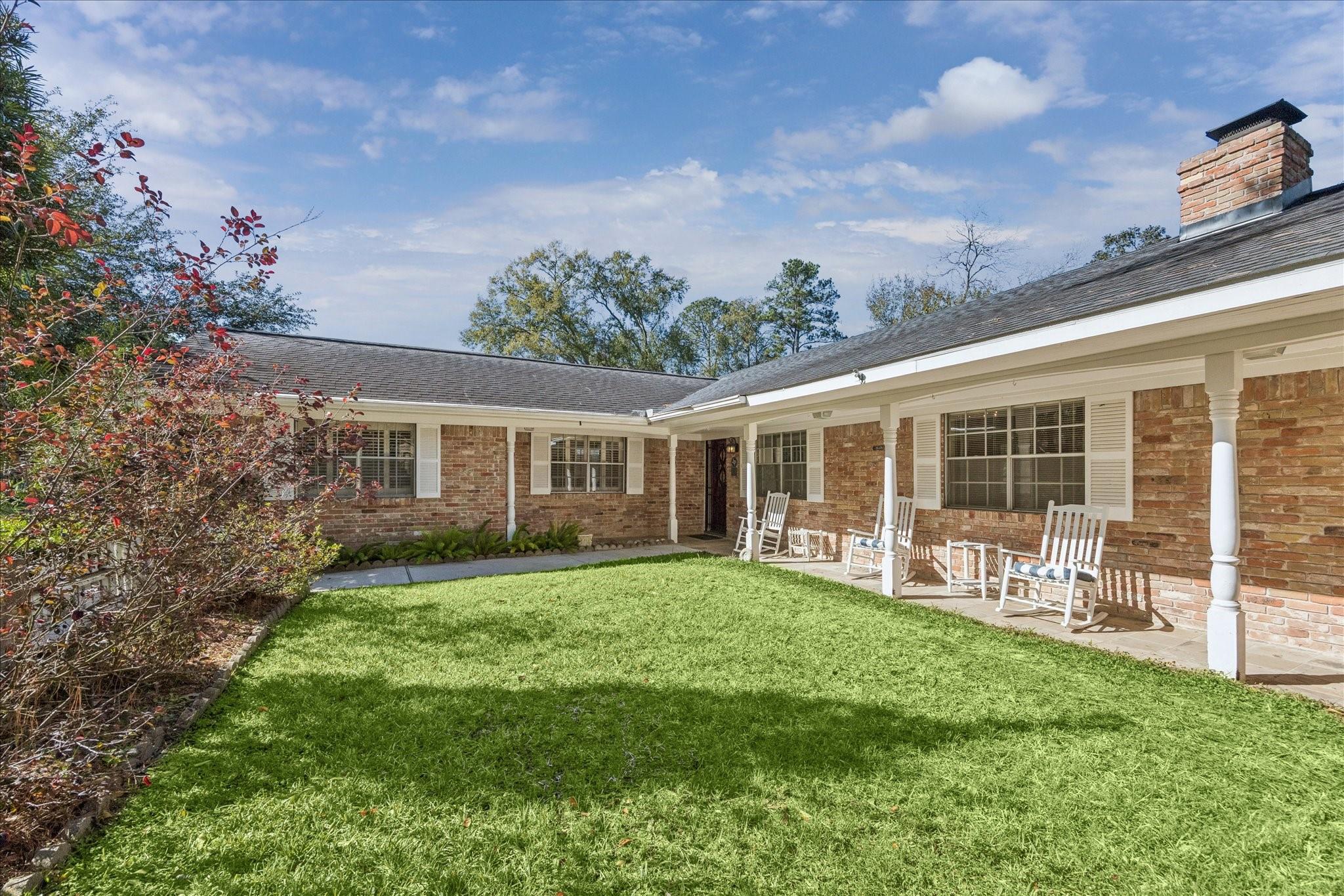 10002 Cedar Creek Drive