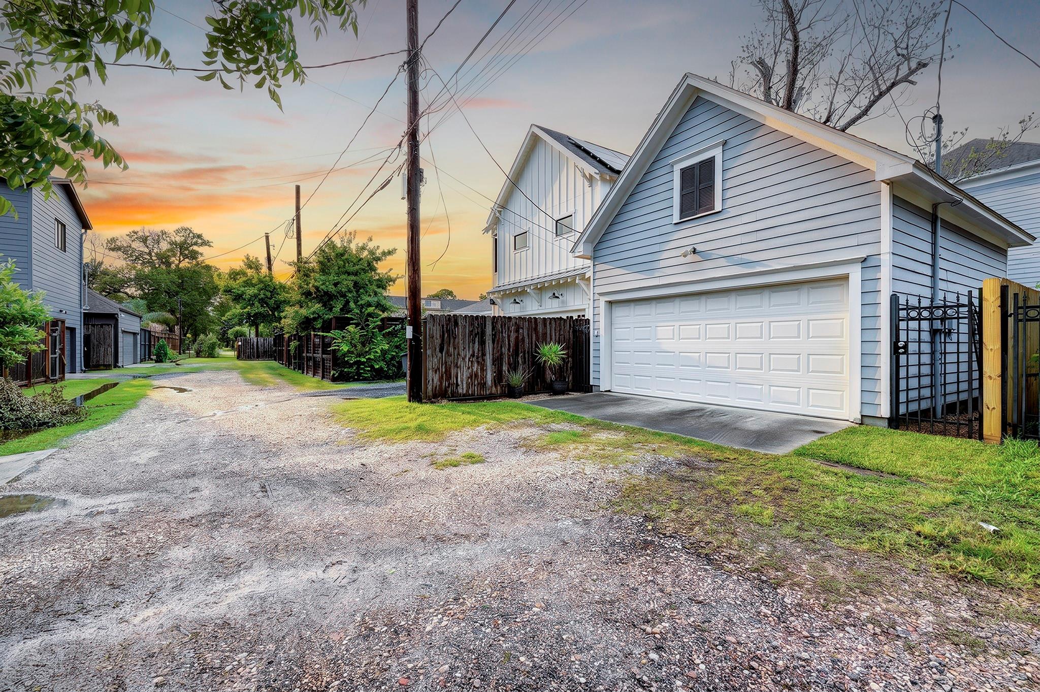508 W 17th Street