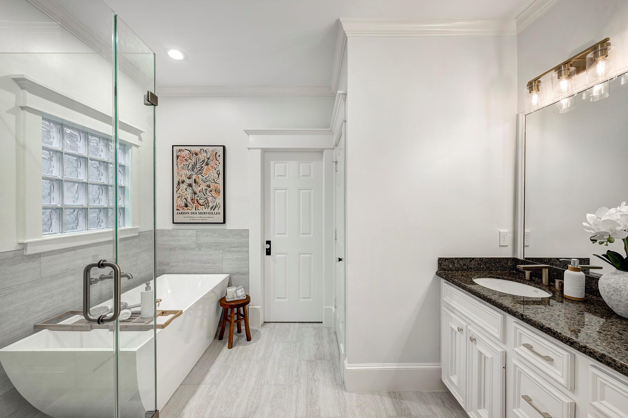 508 W 17th Street