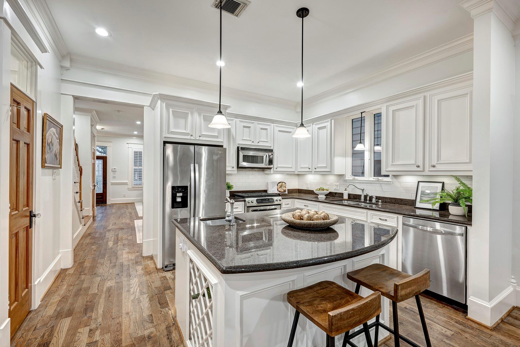 508 W 17th Street