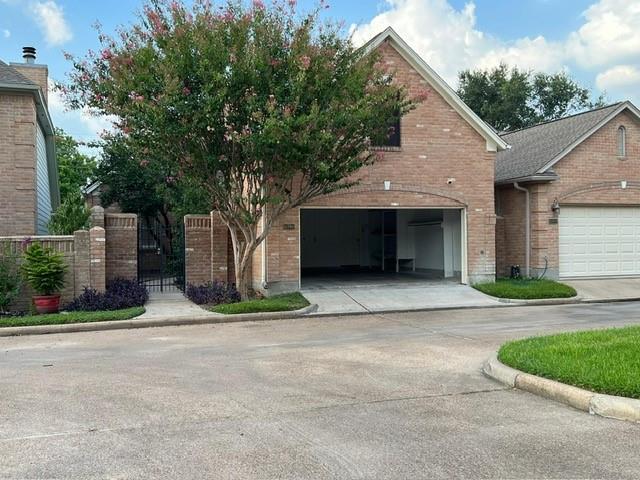 6990 Oakwood Park