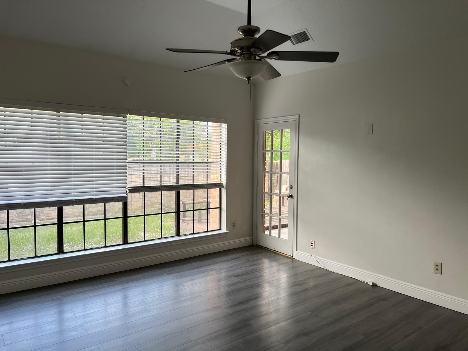 6990 Oakwood Park