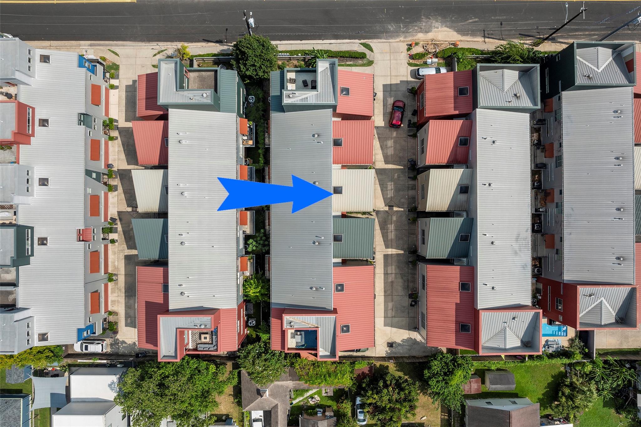 3018 Commerce Street