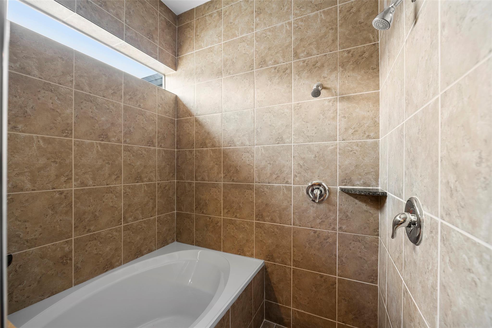 3018 Commerce Street