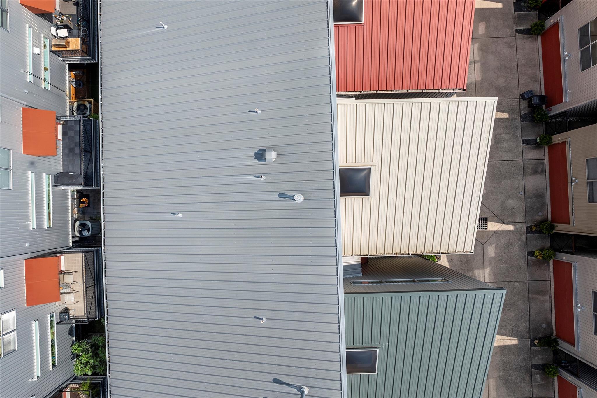 3018 Commerce Street