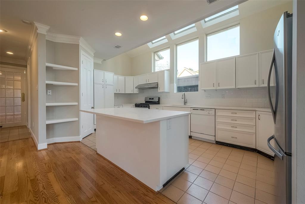 6411 Rutgers Avenue