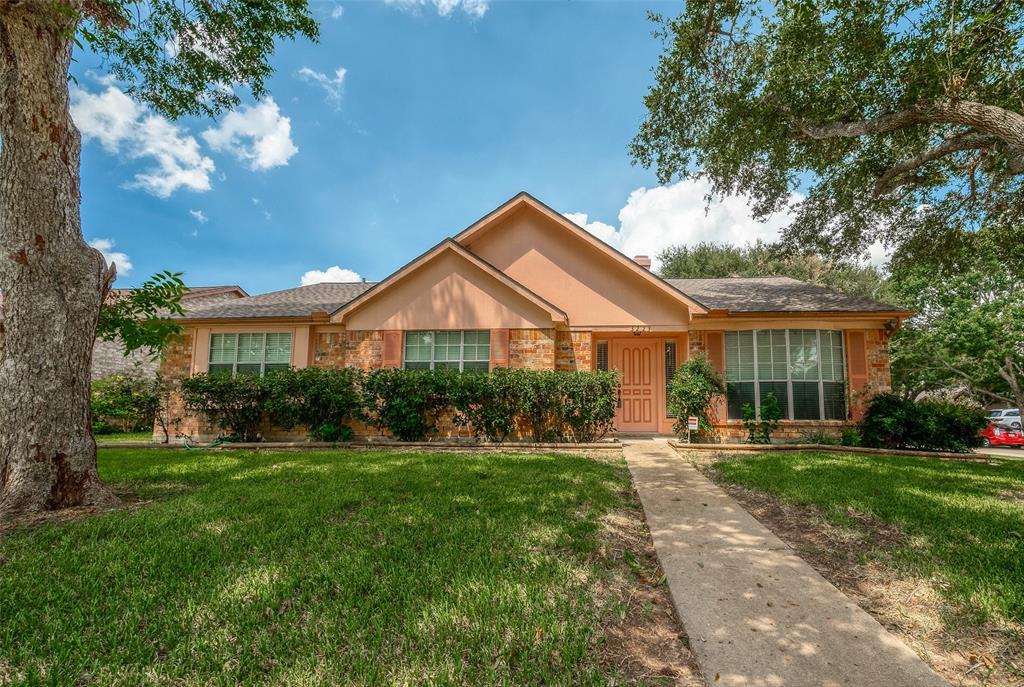 3223 Pecan Point Drive