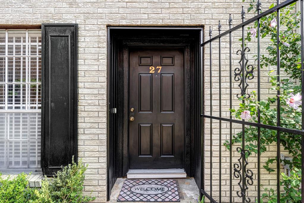 1715 Moritz Drive # 27