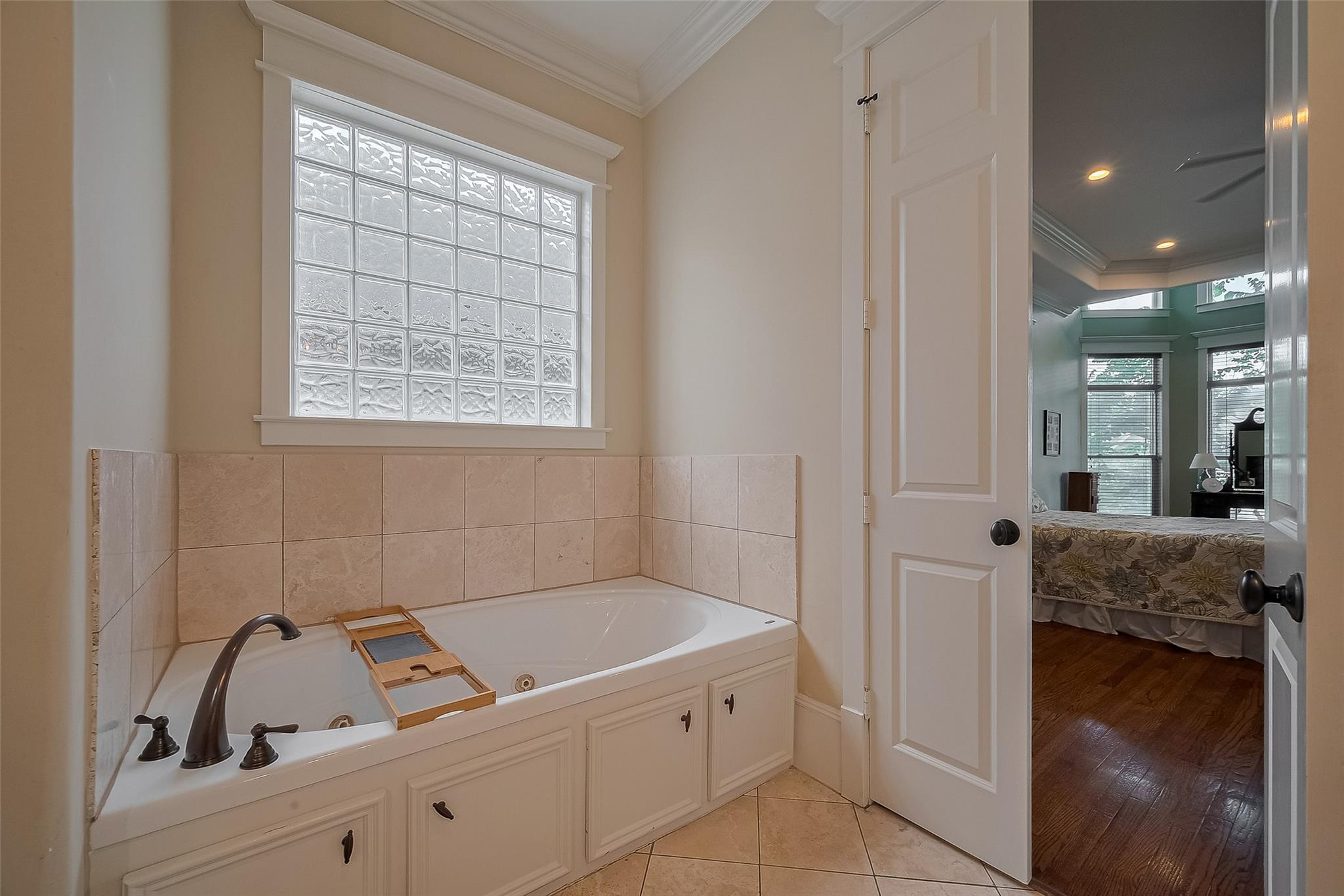 1904 W 14th Street # B