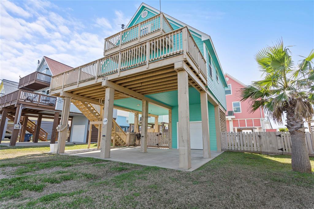 223 Sandpebble Place
