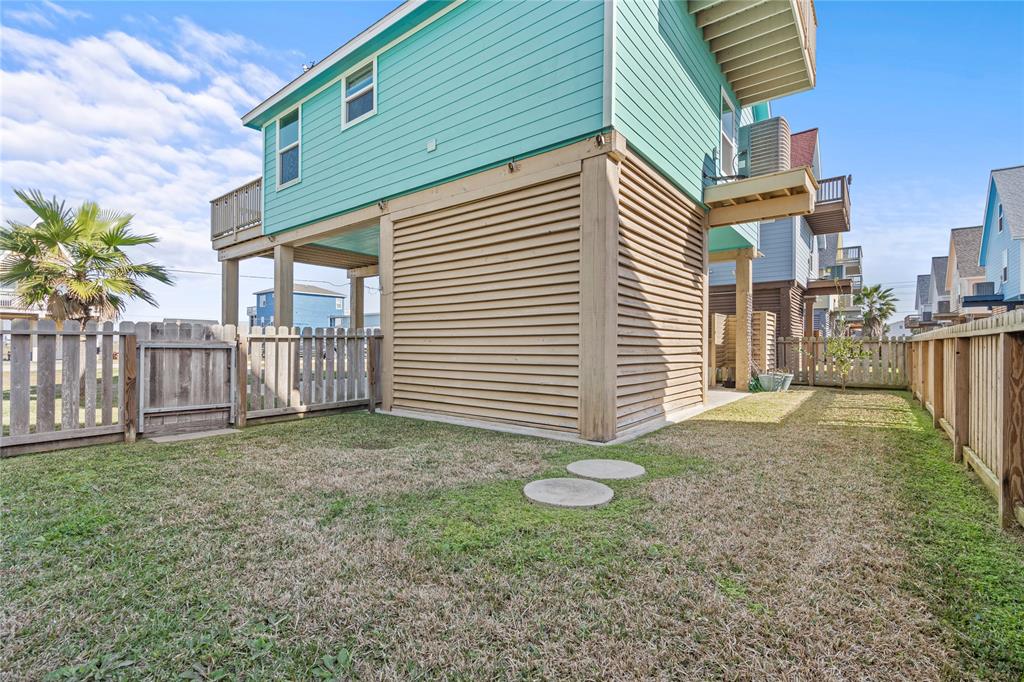223 Sandpebble Place