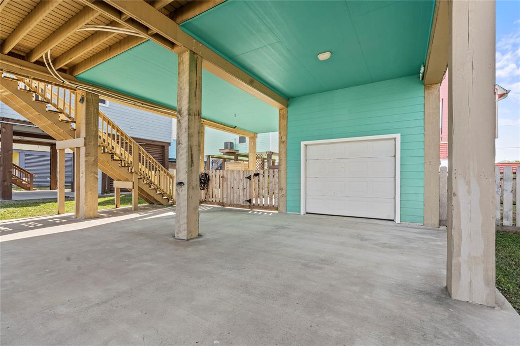 223 Sandpebble Place