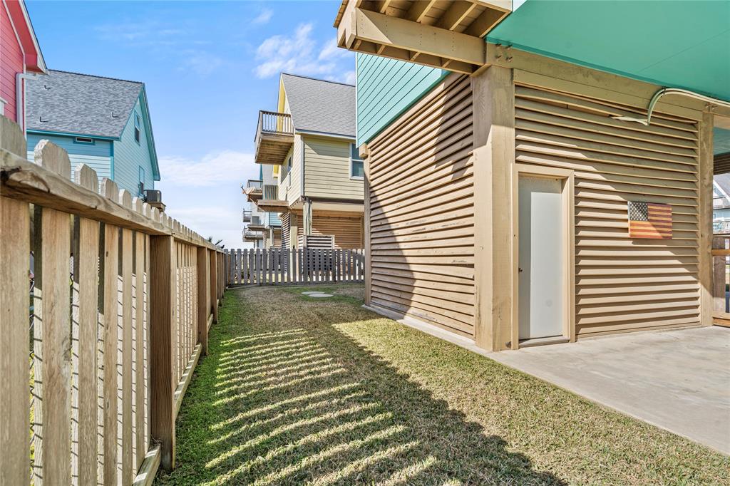 223 Sandpebble Place