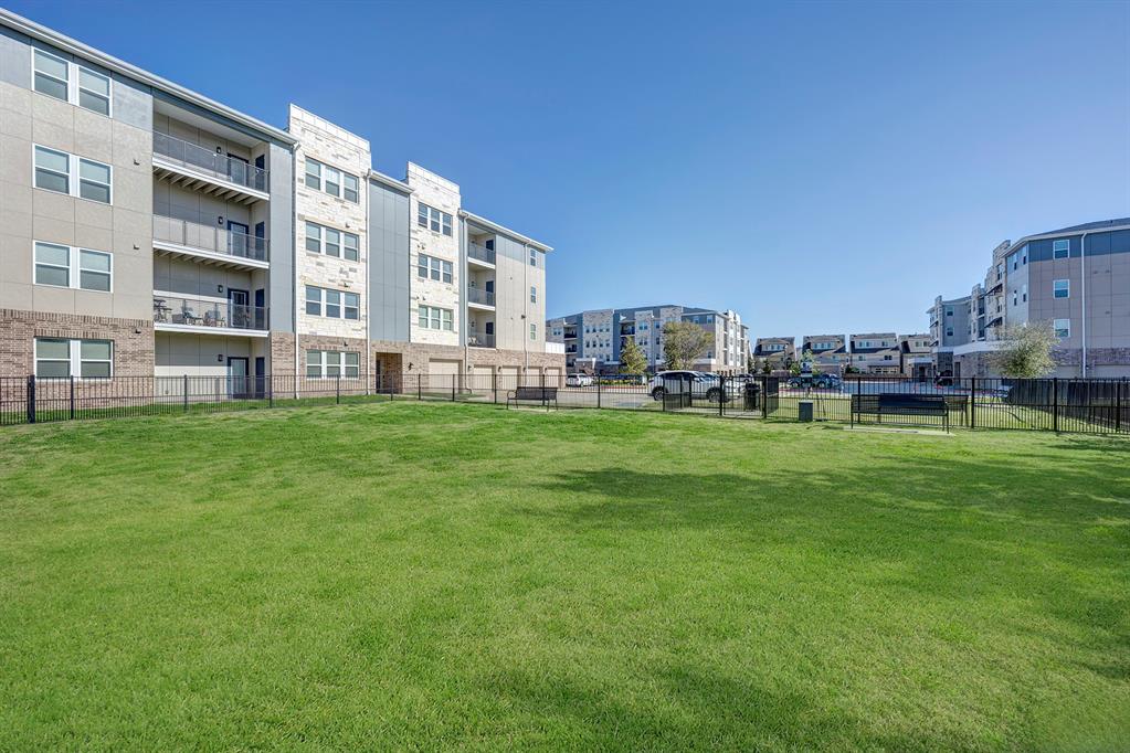 6804 Westview Drive # 2304