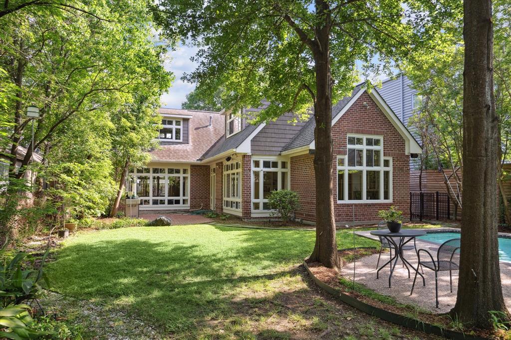 2244 Colquitt