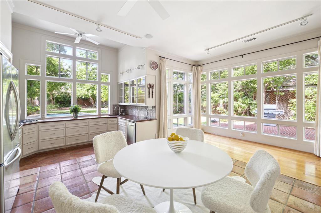 2244 Colquitt