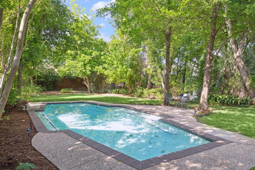 2244 Colquitt