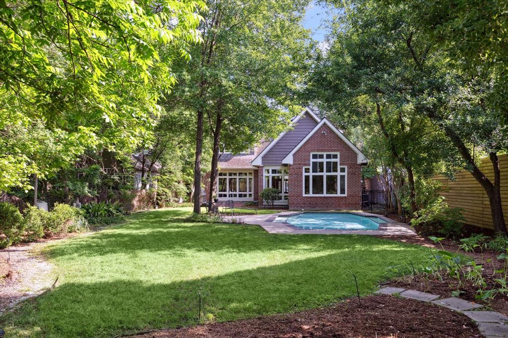 2244 Colquitt