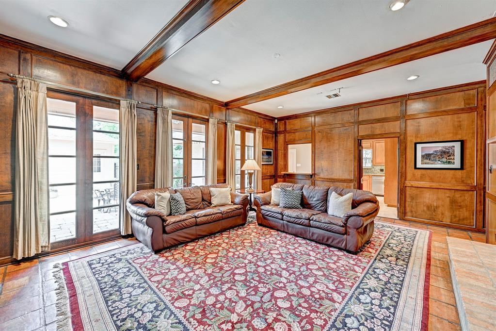 223 Tamerlaine Drive