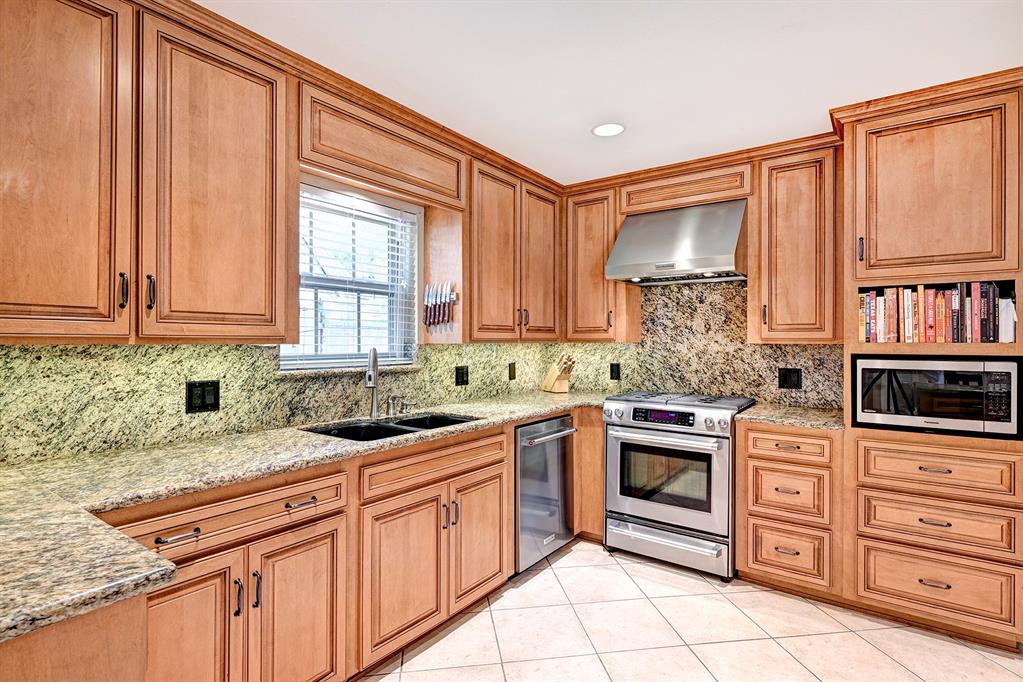 223 Tamerlaine Drive