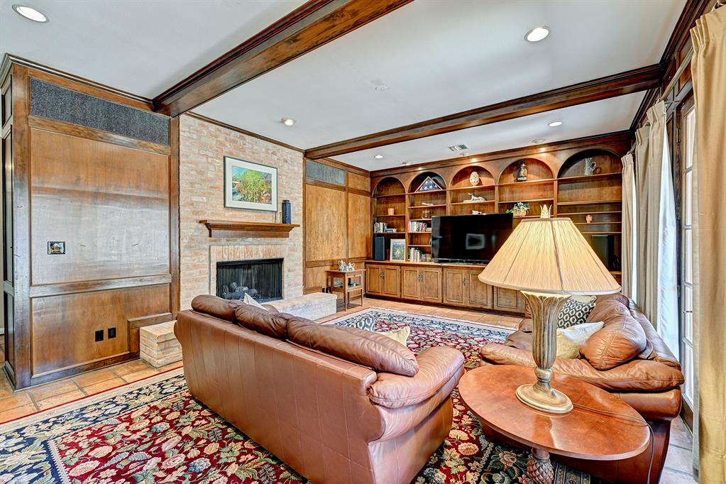 223 Tamerlaine Drive