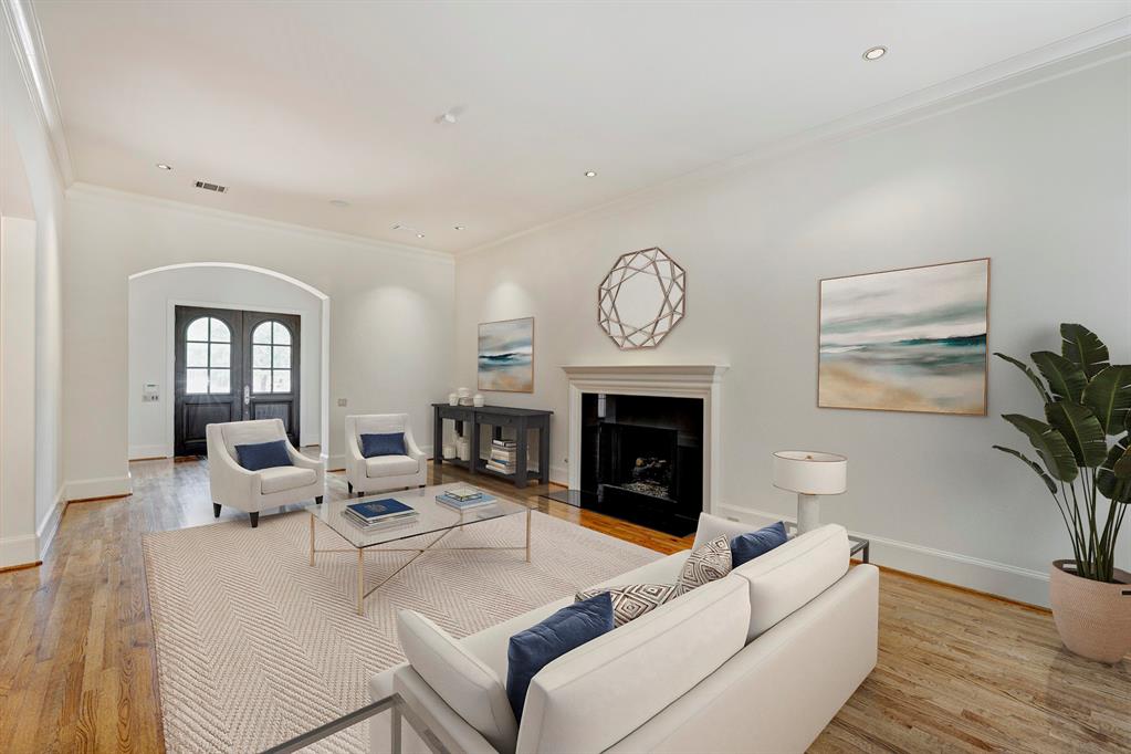 3841 Piping Rock Lane