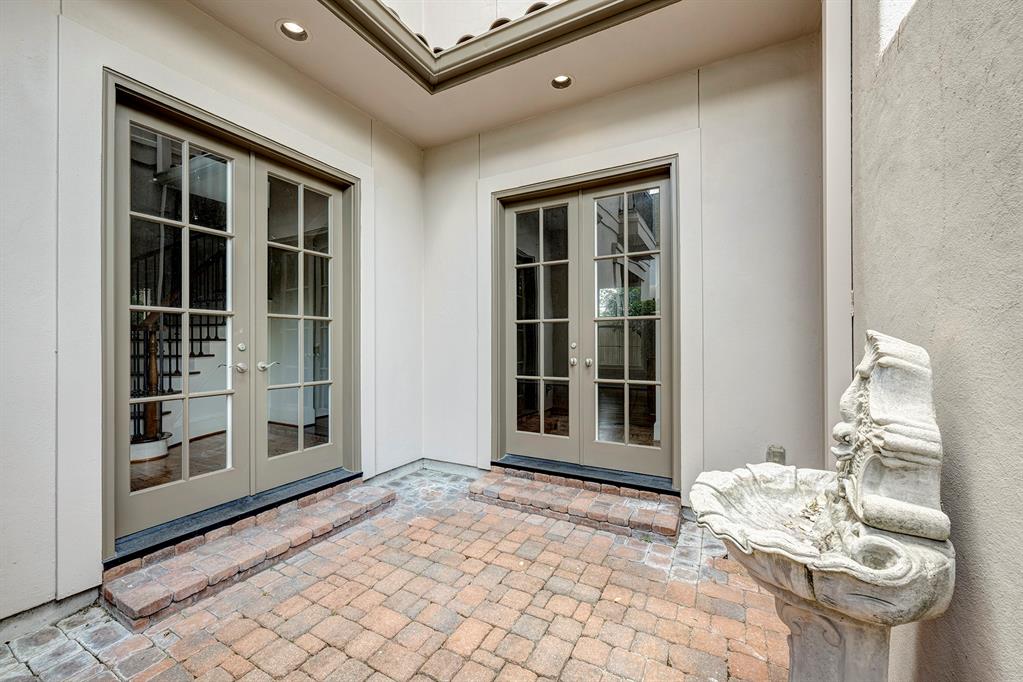 3841 Piping Rock Lane