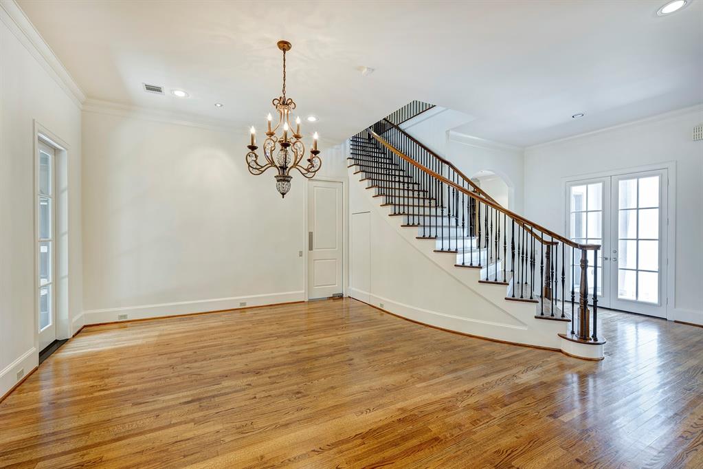 3841 Piping Rock Lane