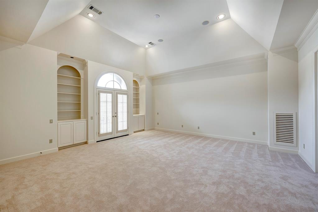 3841 Piping Rock Lane