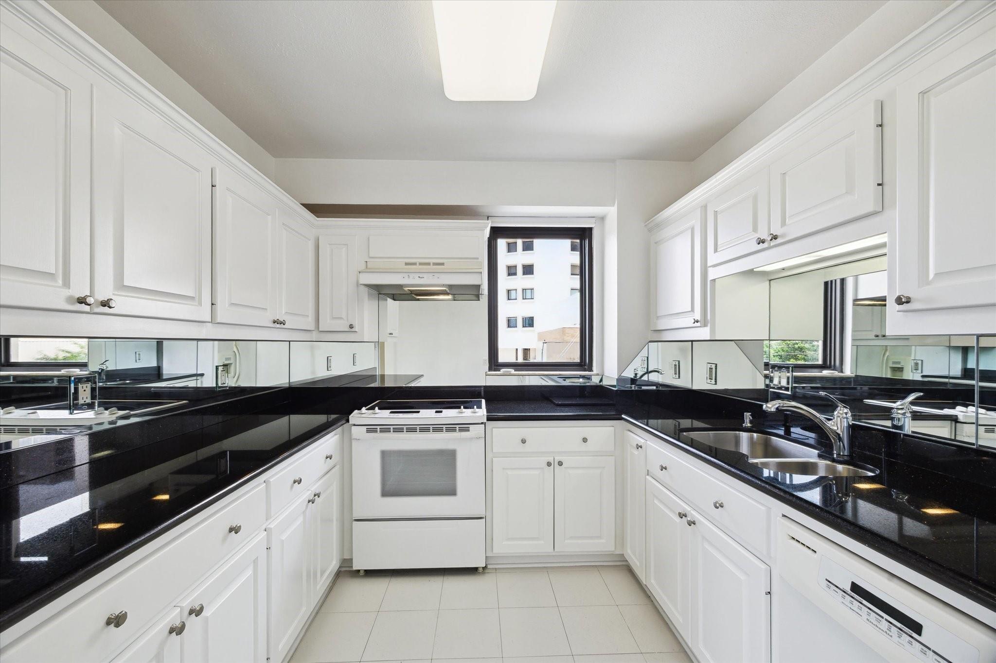 1400 Hermann Drive # 3H