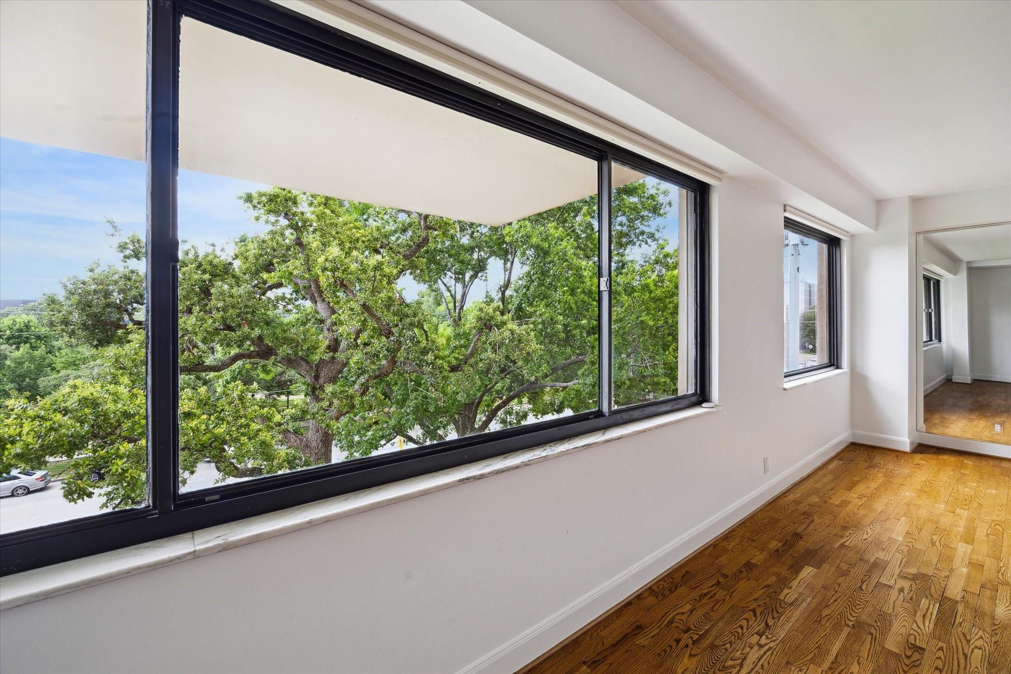 1400 Hermann Drive # 3H