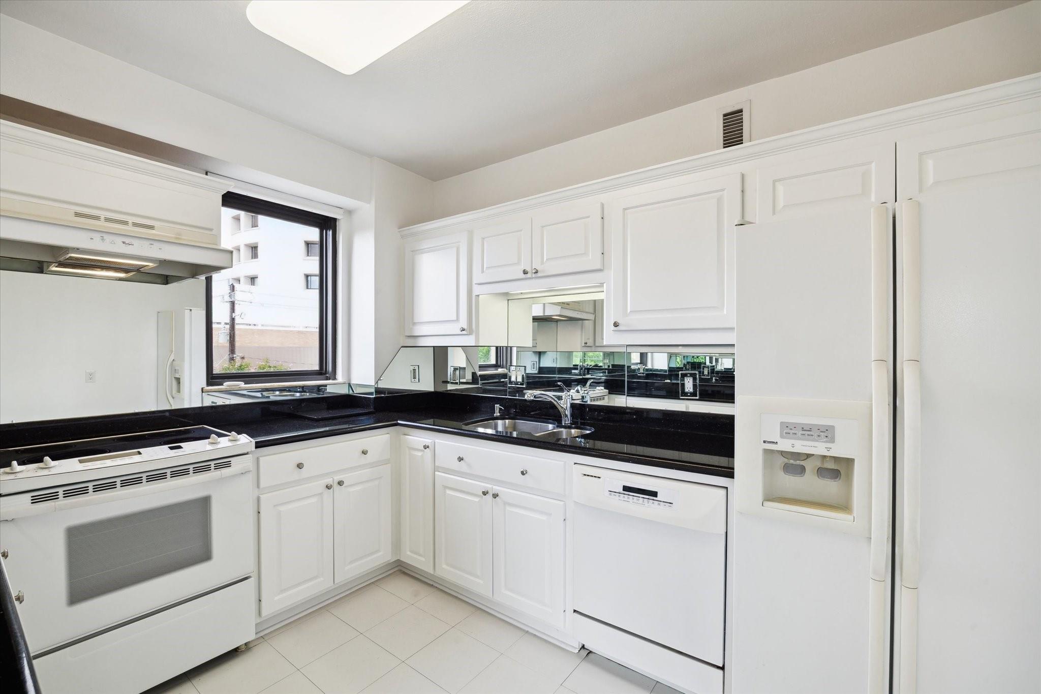 1400 Hermann Drive # 3H